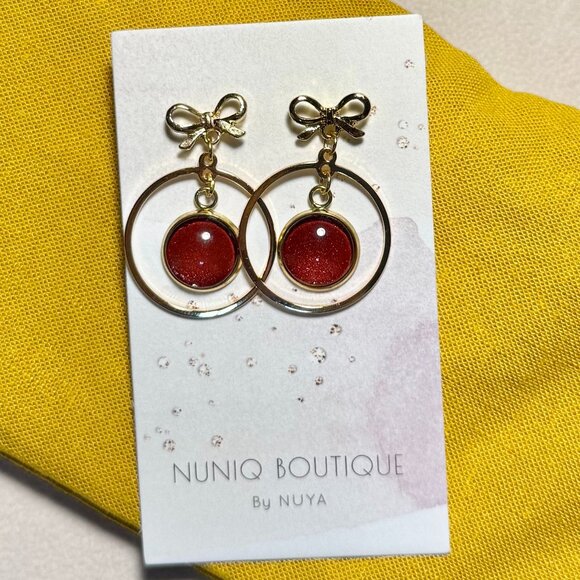 Pearly Red Earrings - Picture 1 of 1